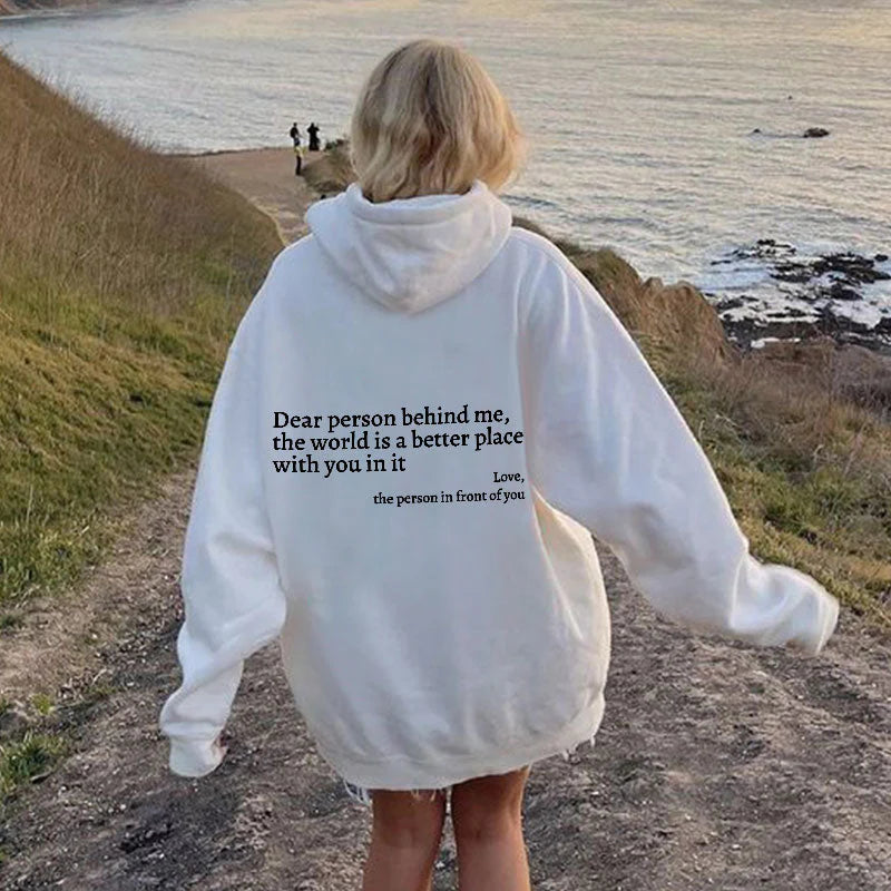 CHER PERSONNE DERRIÈRE MOI HOODIE