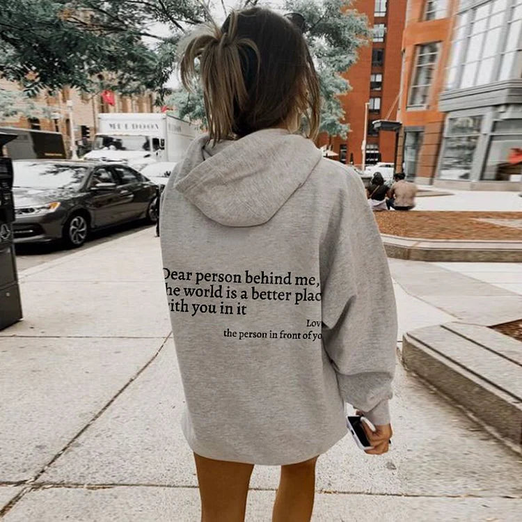 CHER PERSONNE DERRIÈRE MOI HOODIE