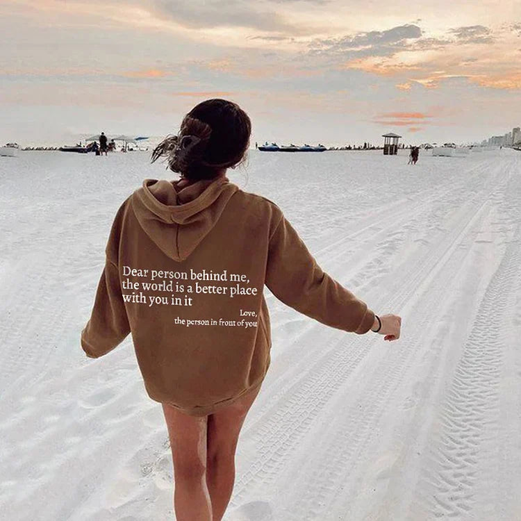 CHER PERSONNE DERRIÈRE MOI HOODIE